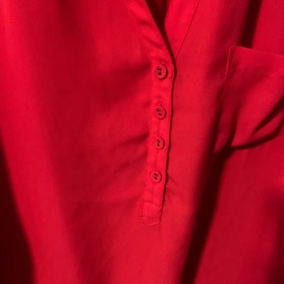 Torrid Red Button-Tab Blouse- size 3 - Picture 5 of 8